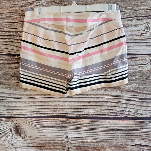 Cynthia Rowley Women's Shorts Size: 2 Pre-owned - Picture 2 of 6
